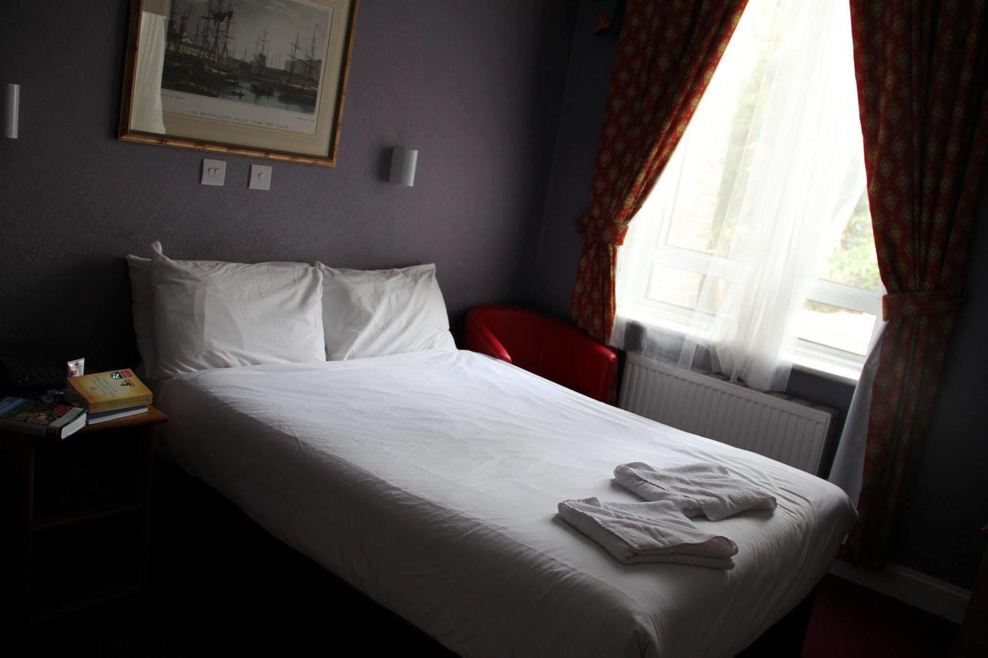 Lord Kensington 3* London