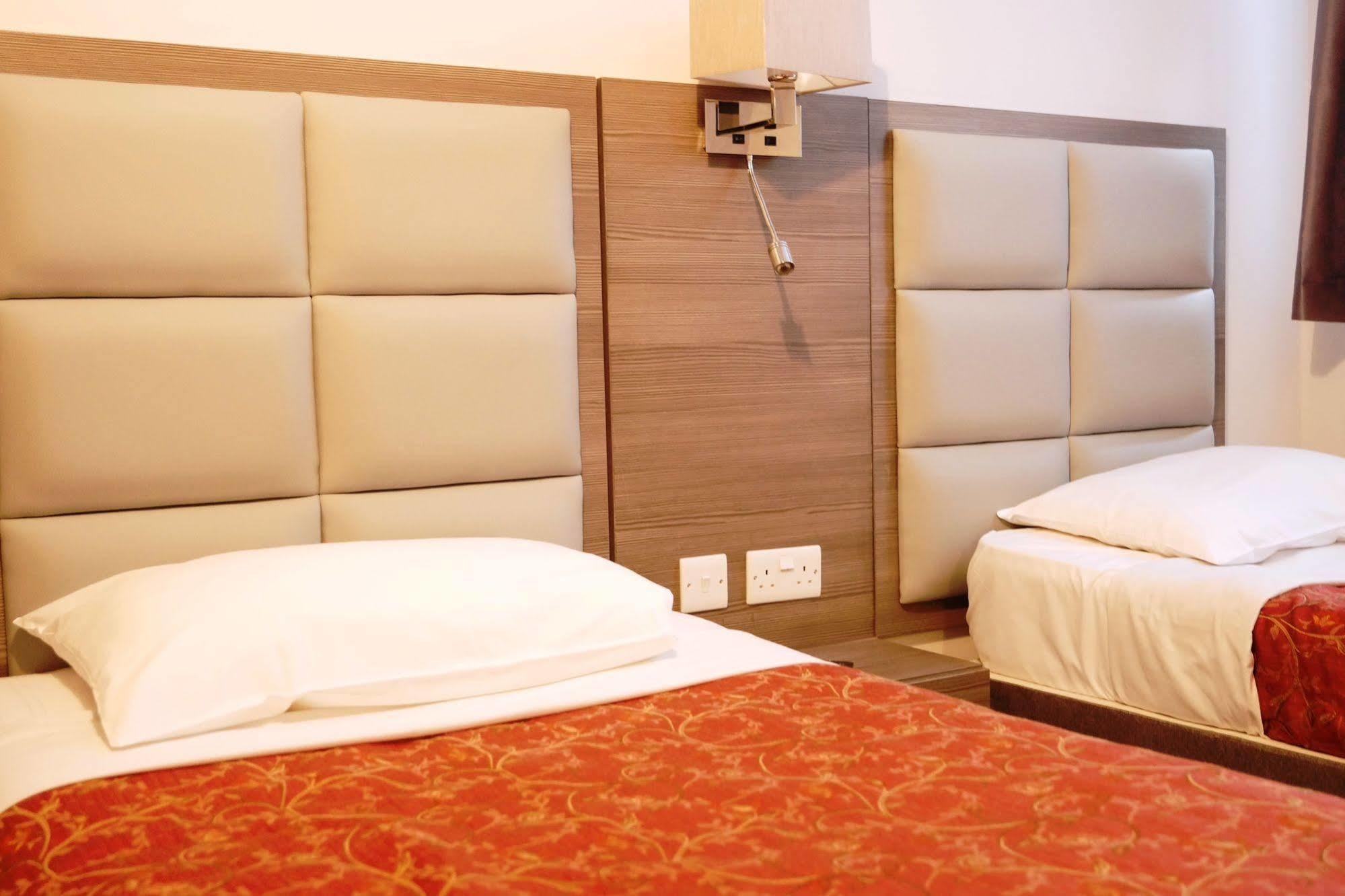Comfotel Prpl 3* London