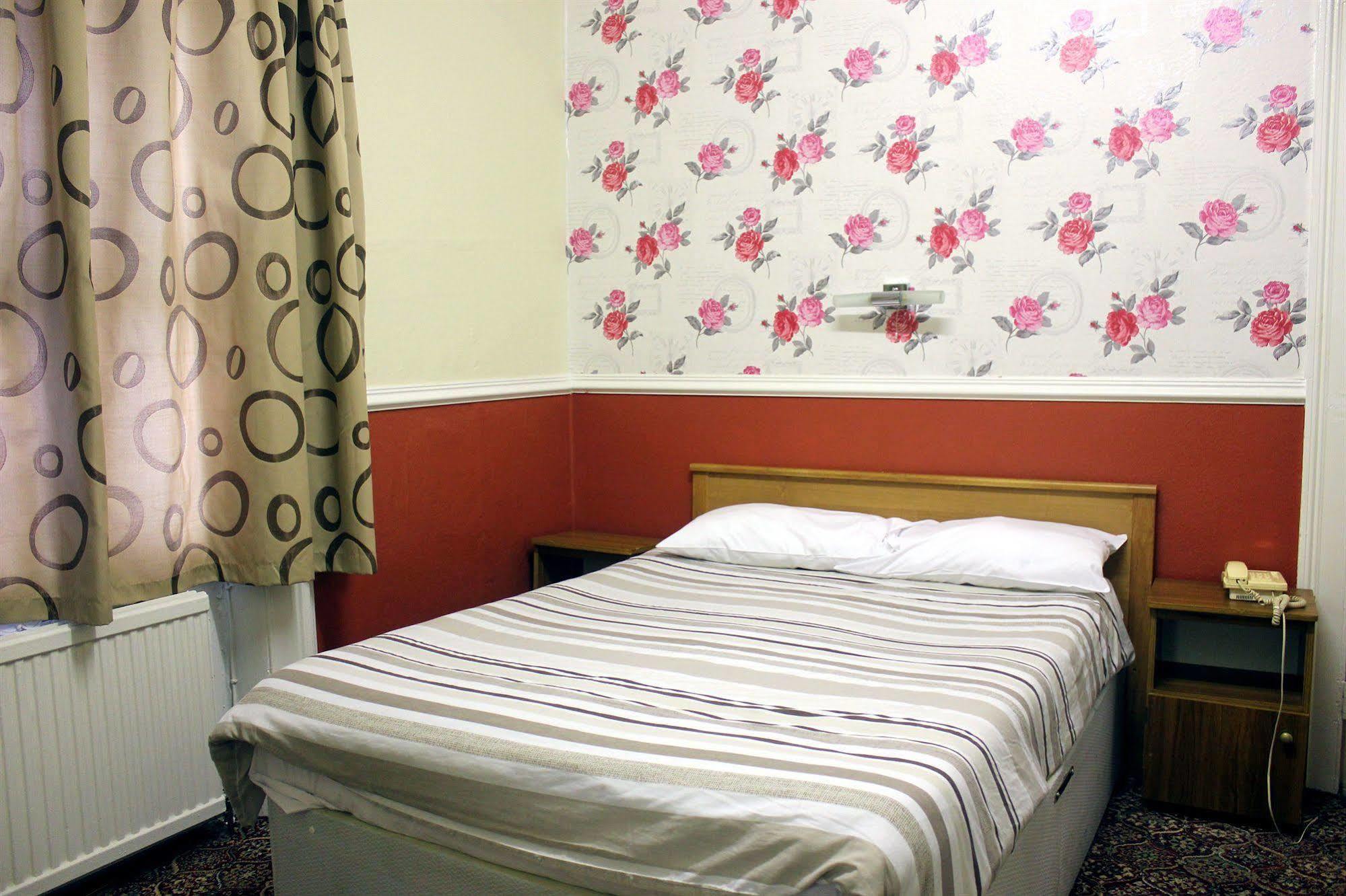 Stanley House Hotel 2*