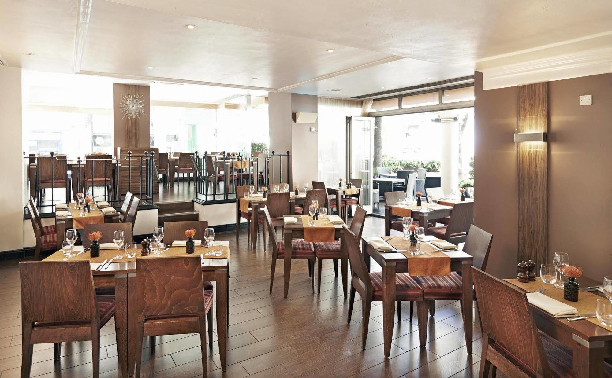 Thistle Trafalgar - Leicester Square Hotel London
