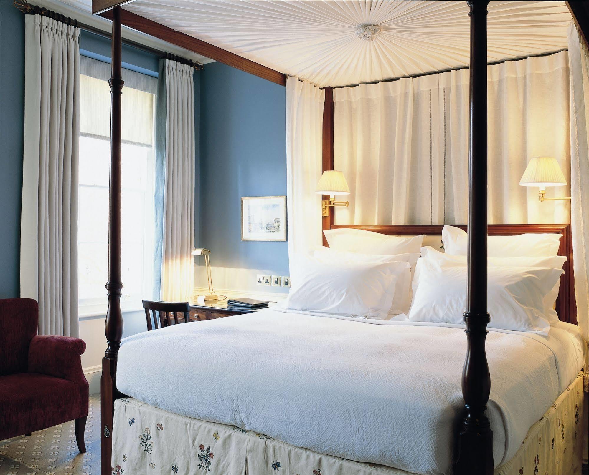 Hotell Roseate House