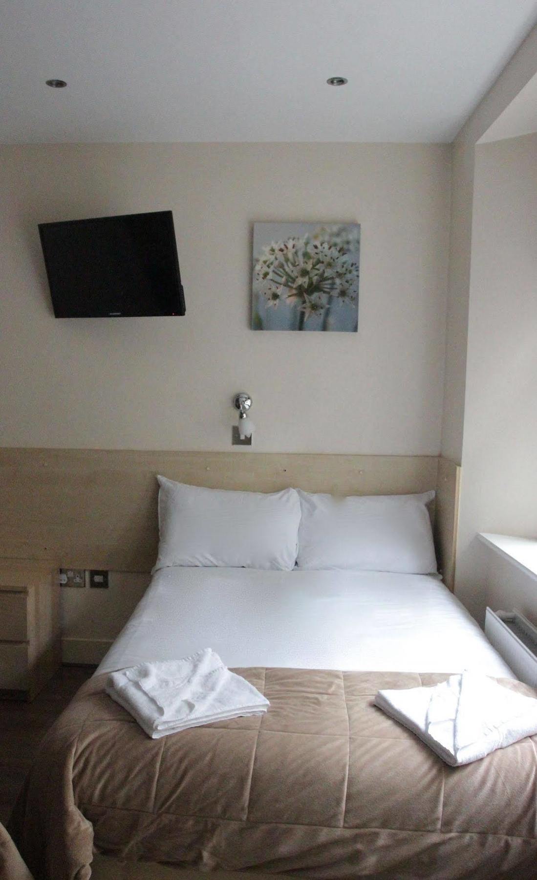 Tony's House Hotel 2*
