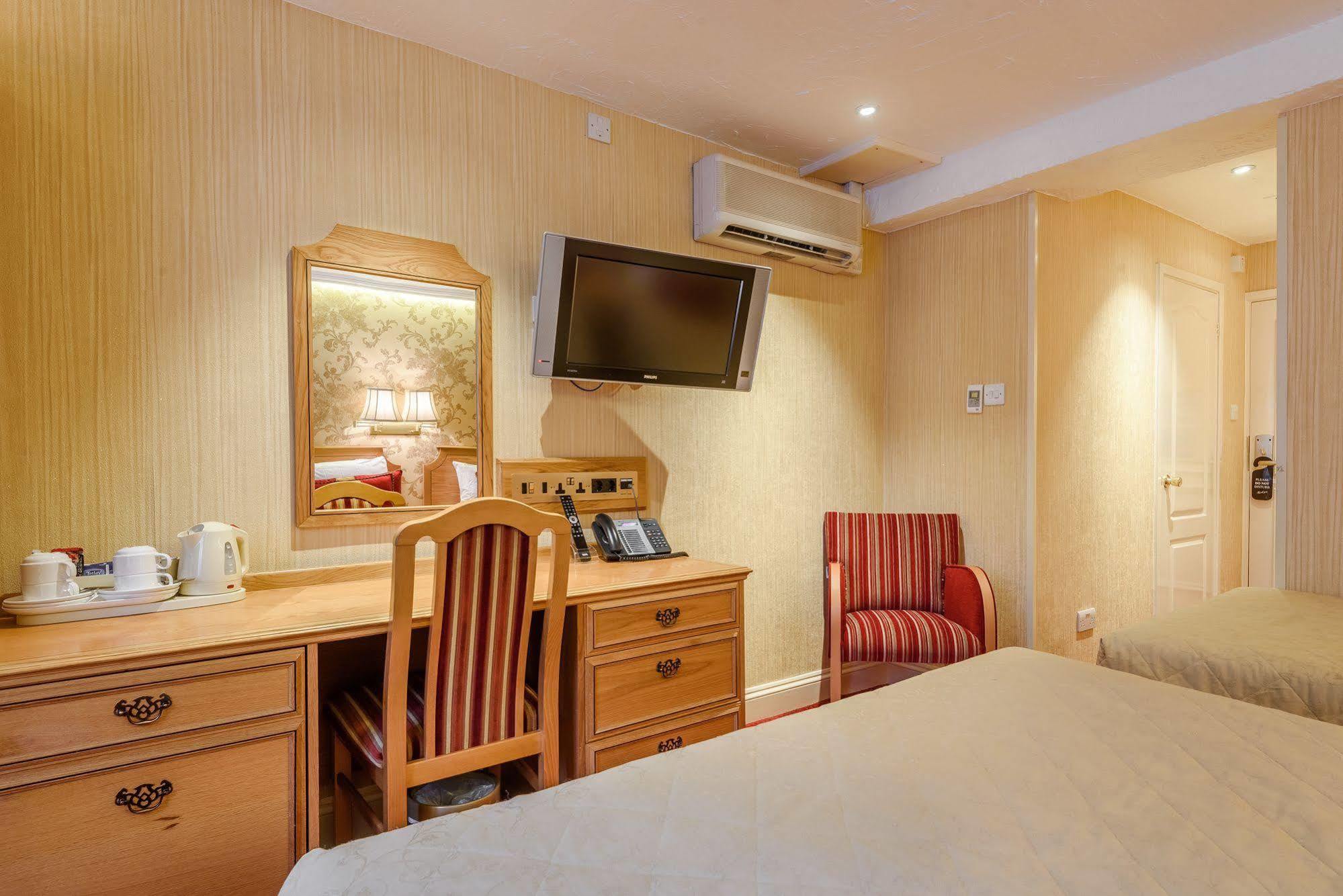 Hotel The Montana 3*