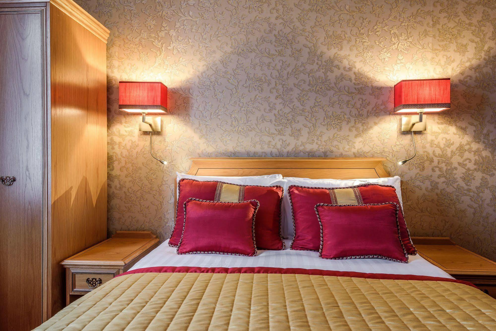 Hotel The Montana 3*