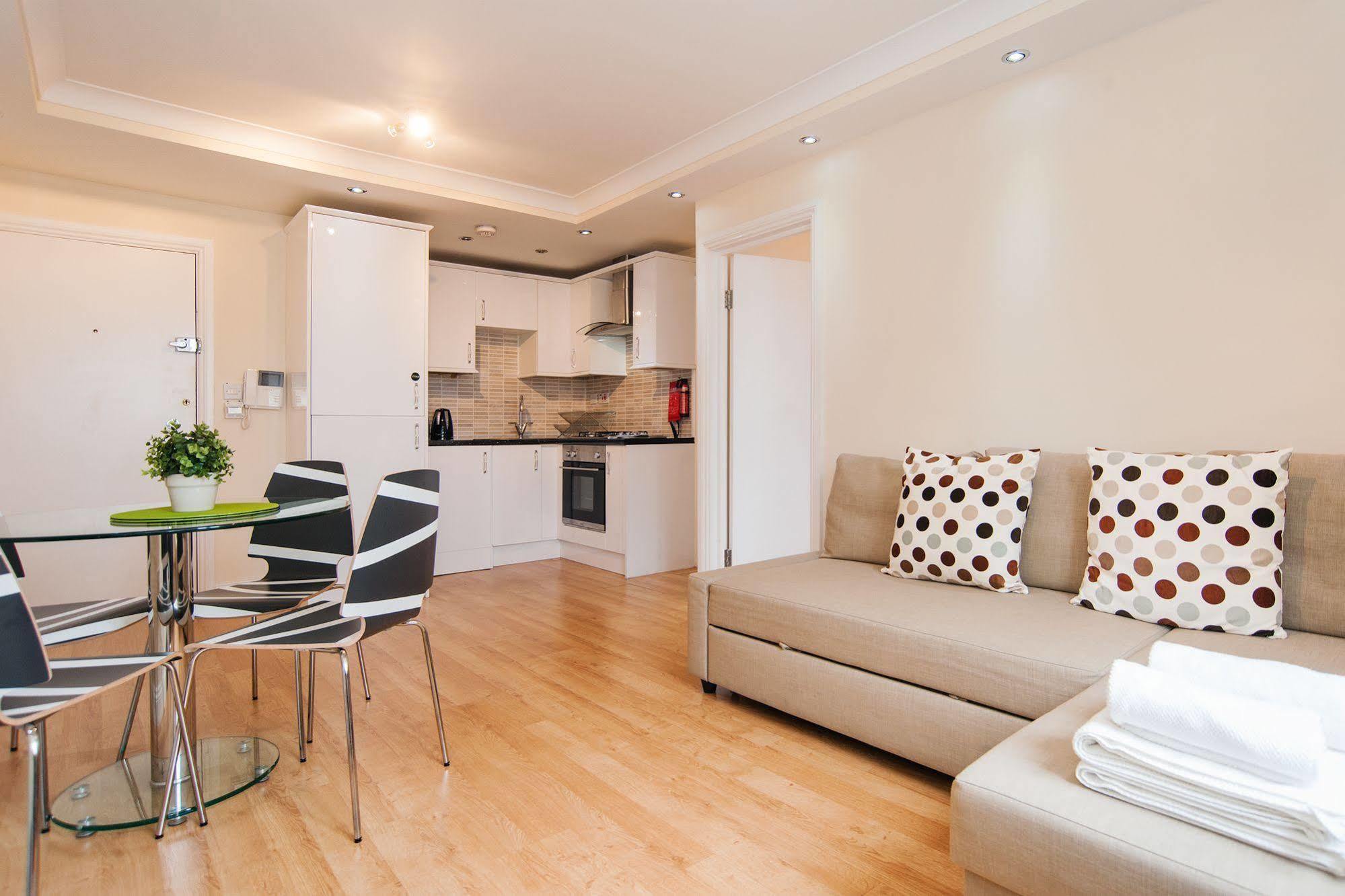 Kings Cross Apartment