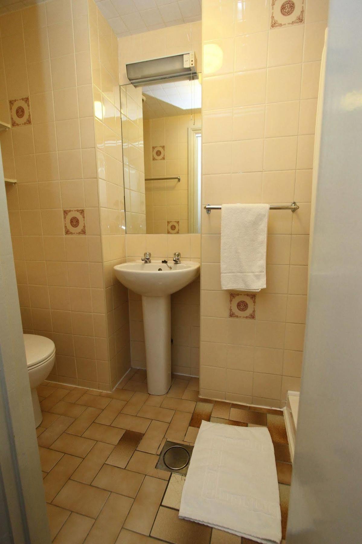 Hotell Ridgemount 2*