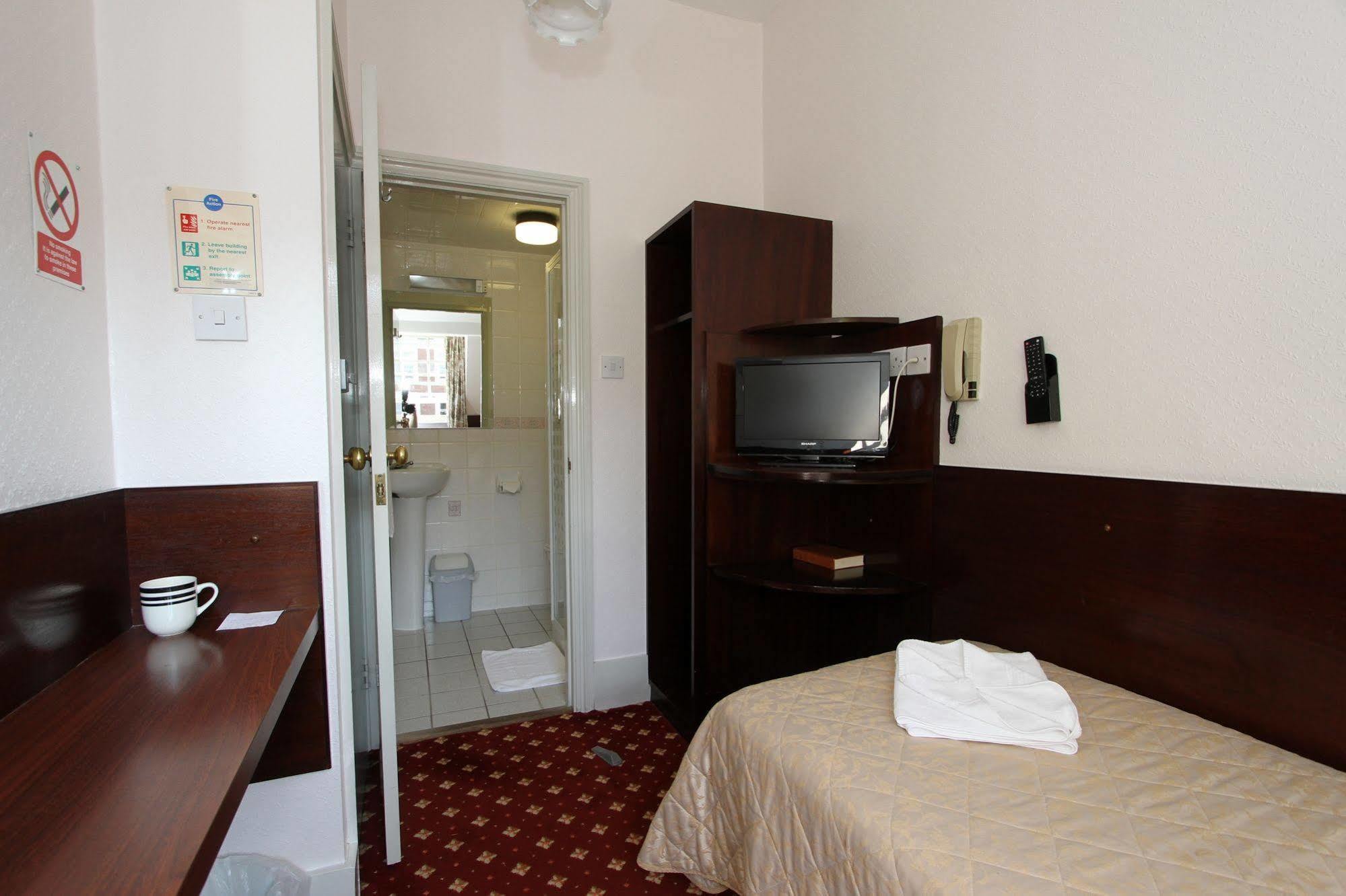 Hotell Ridgemount 2*