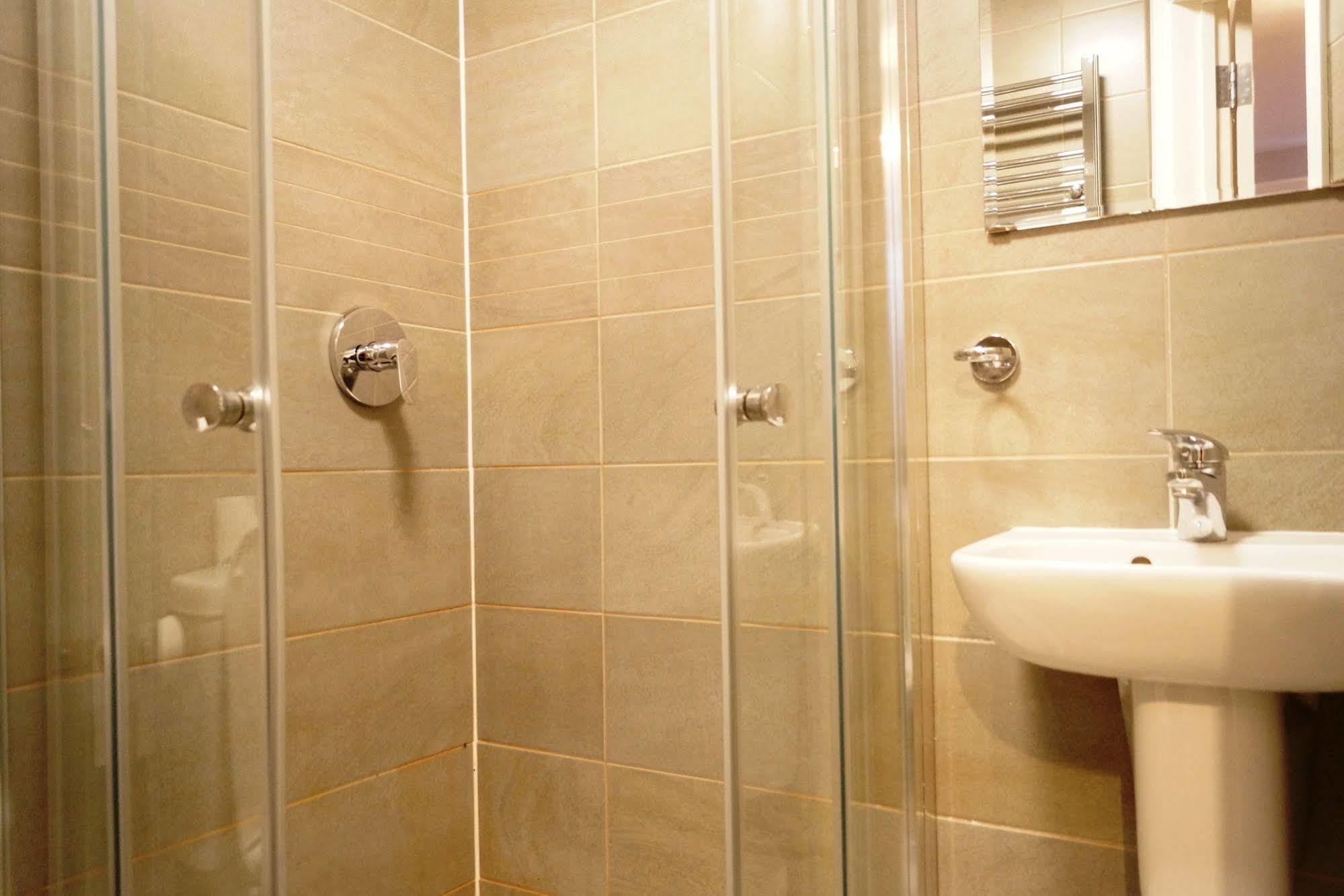 Bed & Breakfast Comfotel Prpl 3*