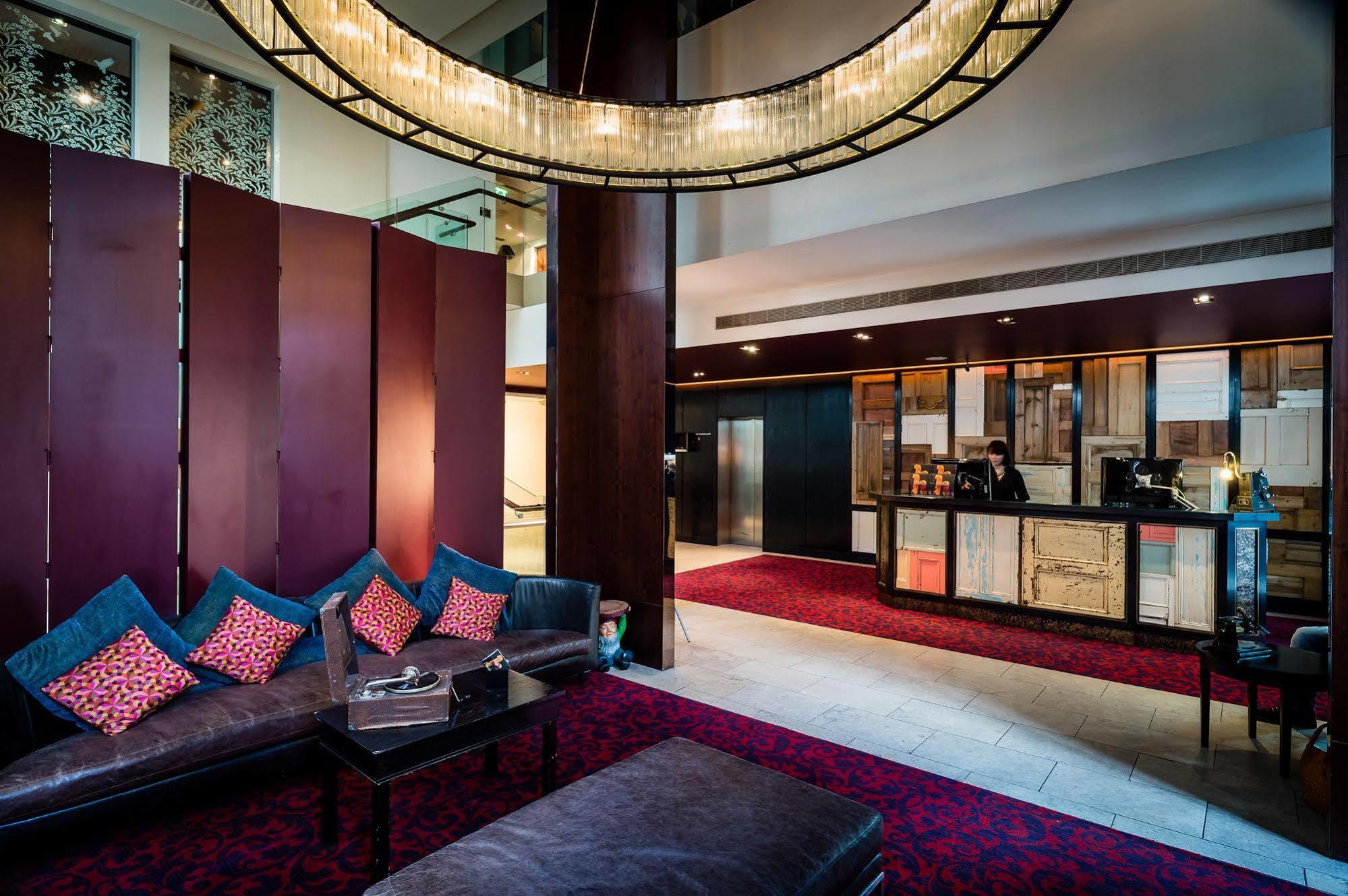 H Club Hotel London