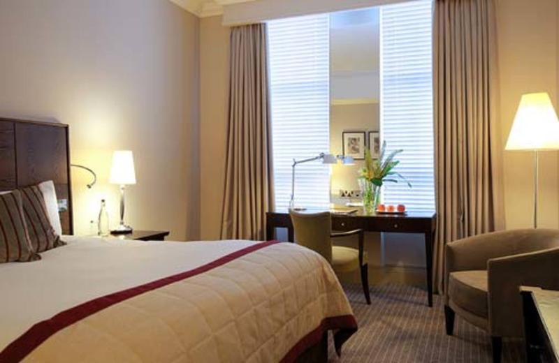 Hotel Bridge