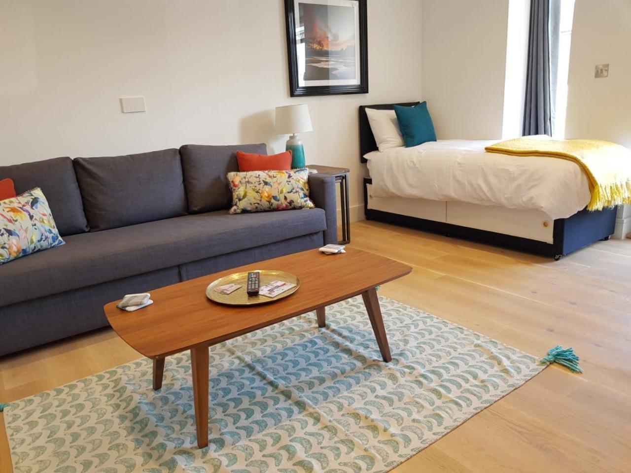 Stunning Ealing Leilighet *