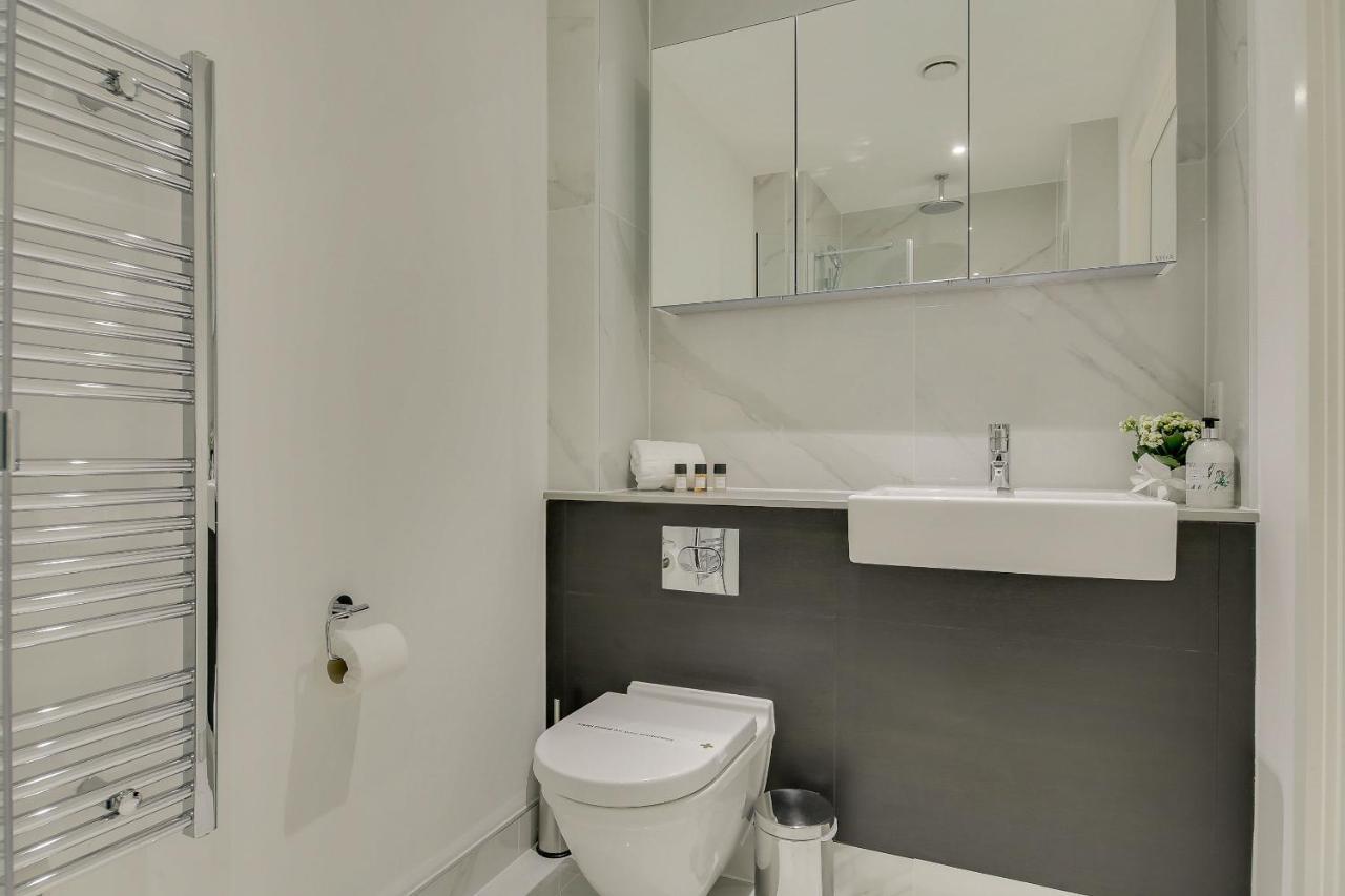 Apartment Emerson Court *