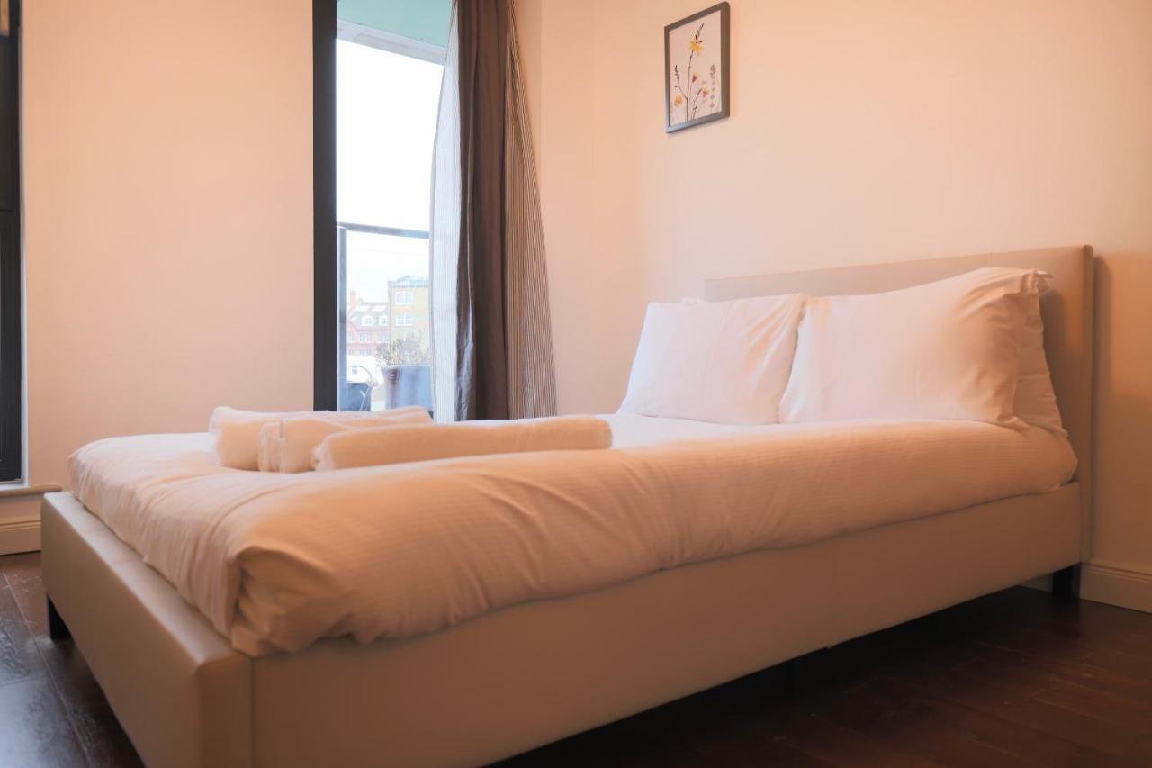 Beautiful 2 Bedroom In Borough Apartamento *