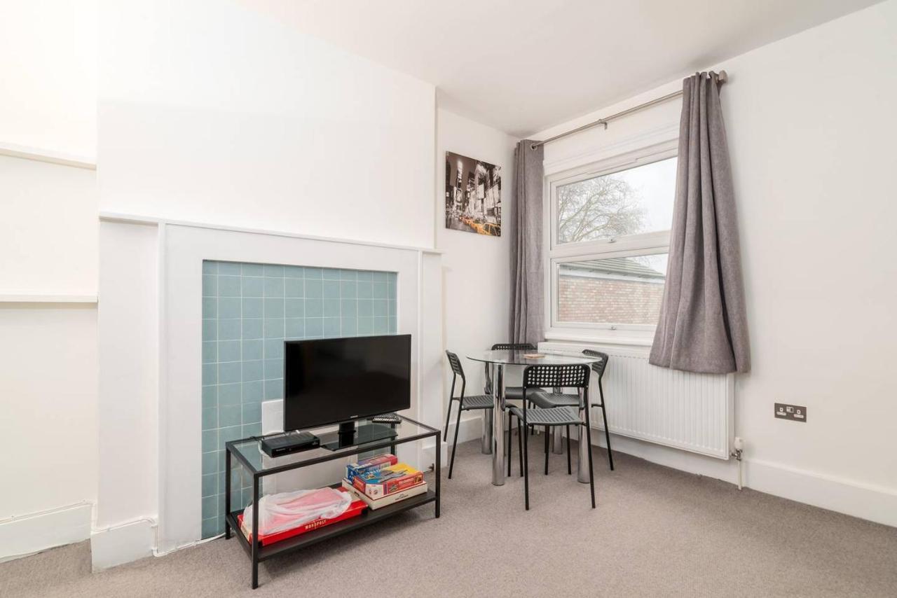 Leilighet Guestready - Modern 2-bed For 4 In Golders Green! London