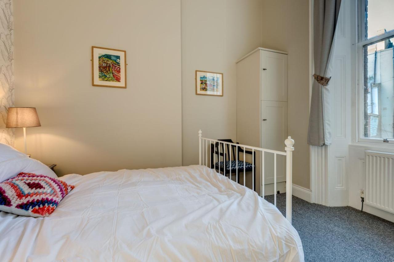 Leilighet No.6 Beautifully Presented Seafront Apartment