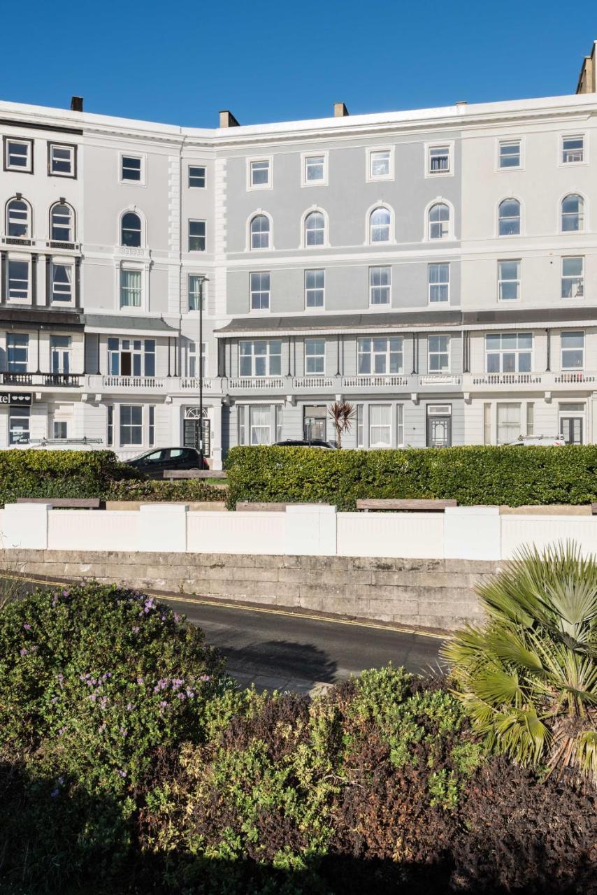 No.6 Beautifully Presented Seafront Apartment Leilighet *