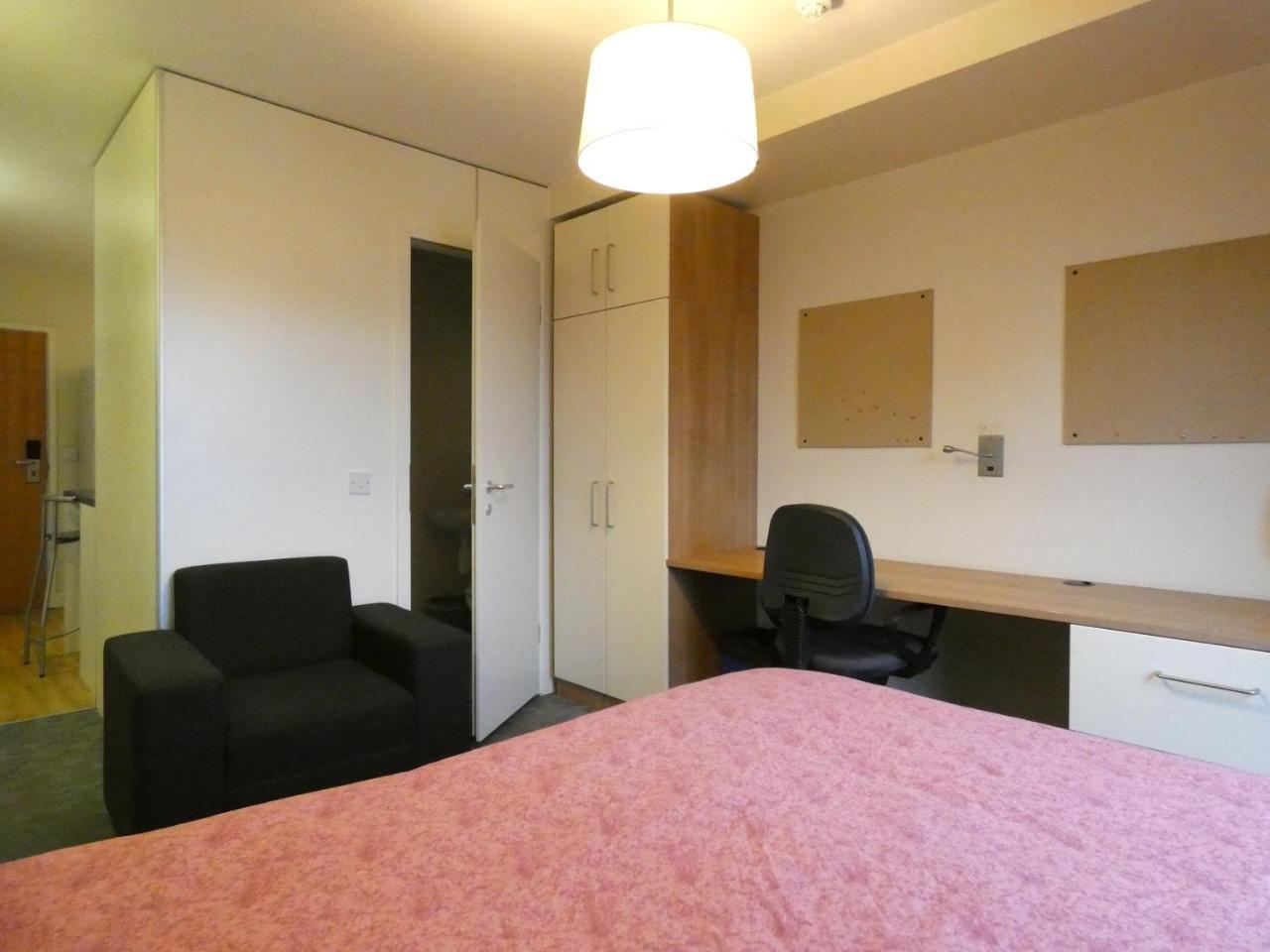 Newington Court *