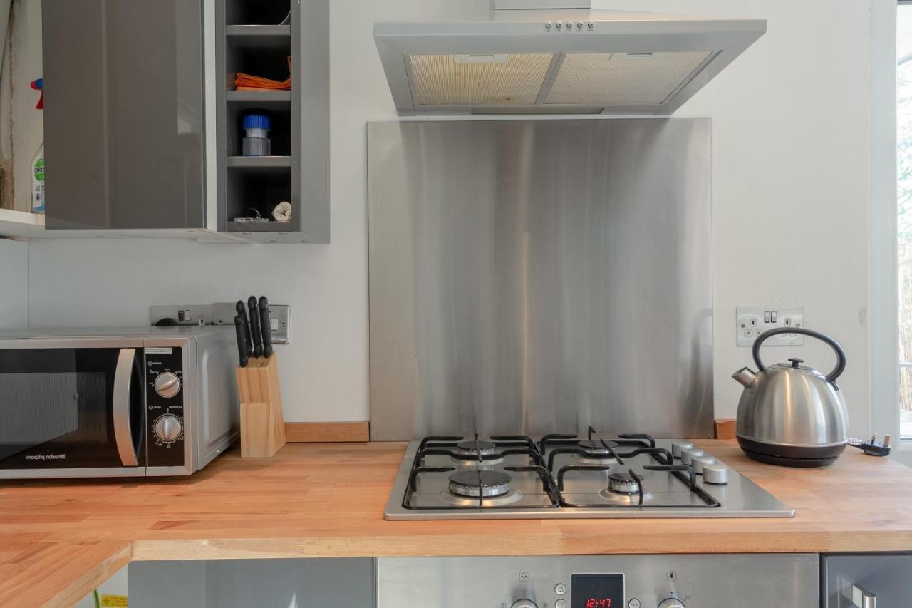 Appartement Modern 2 Bedroom In Morden *