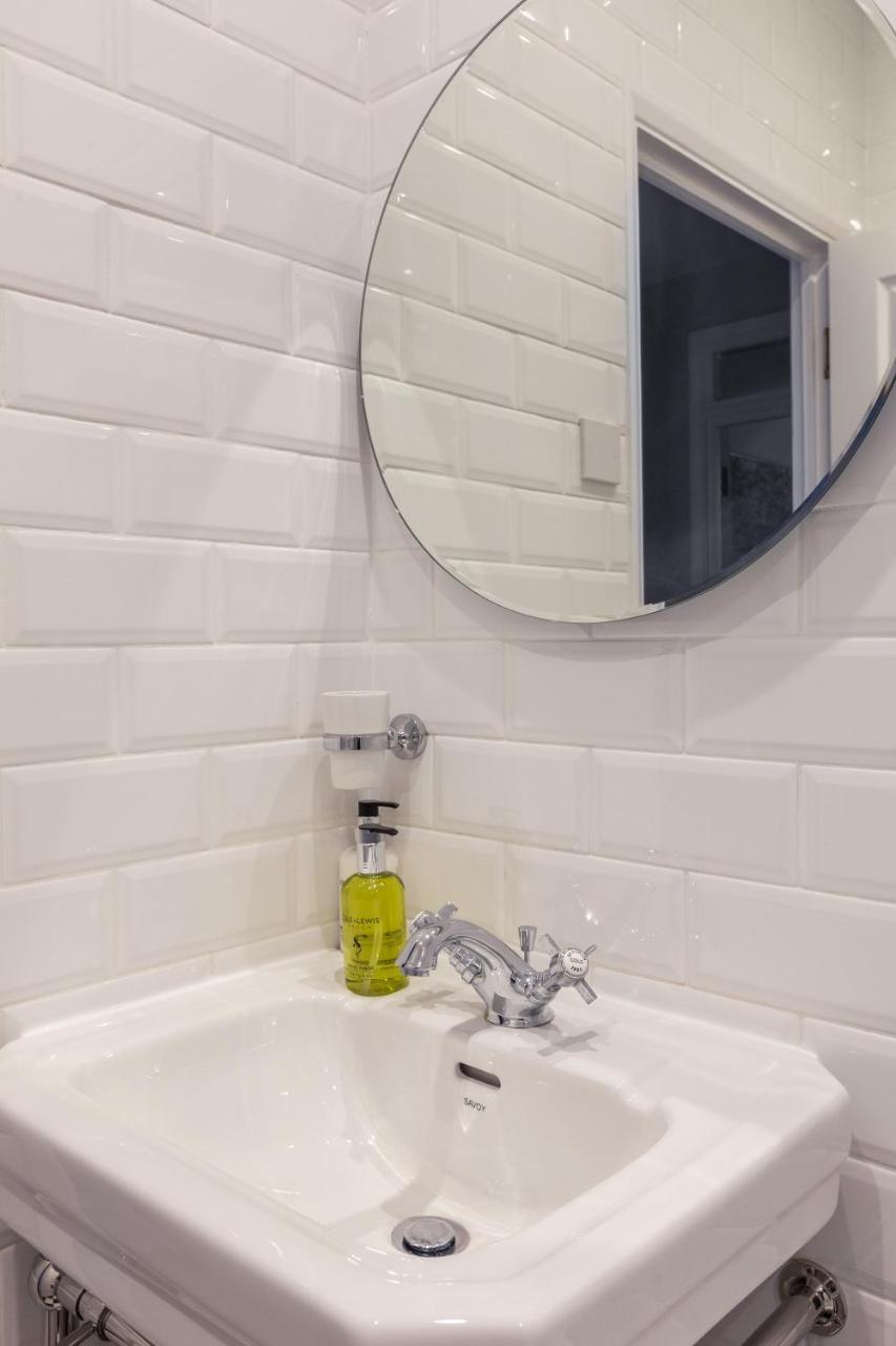 The Lempicka 2 Bedroom Flat And Garden In Notting Hill Londres