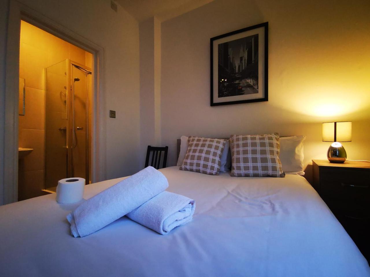 Capital Host- Apartments Euston * London