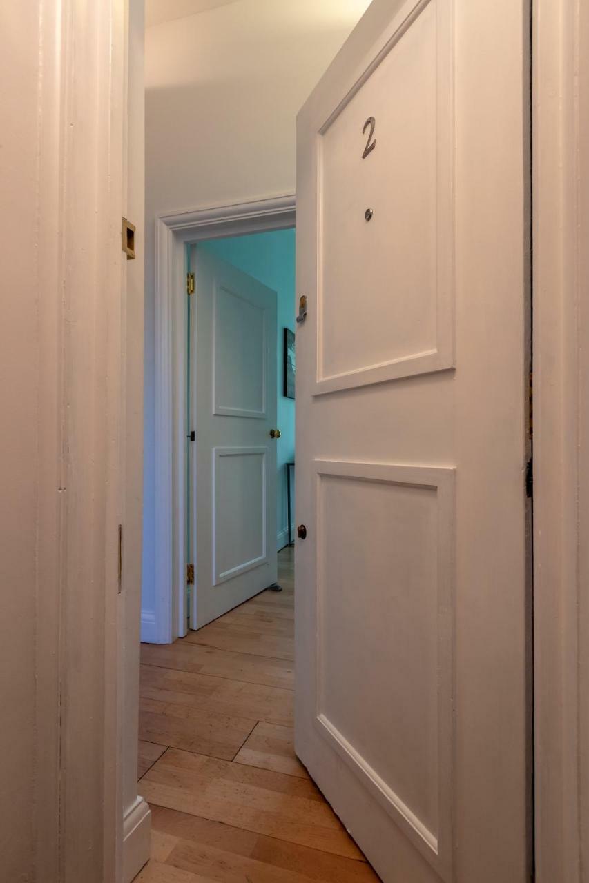 Tutti Frutti & Funky - Covent Garden Apartment