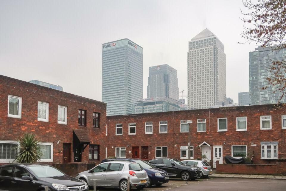 Saltwell Street Deluxe En Homestay London