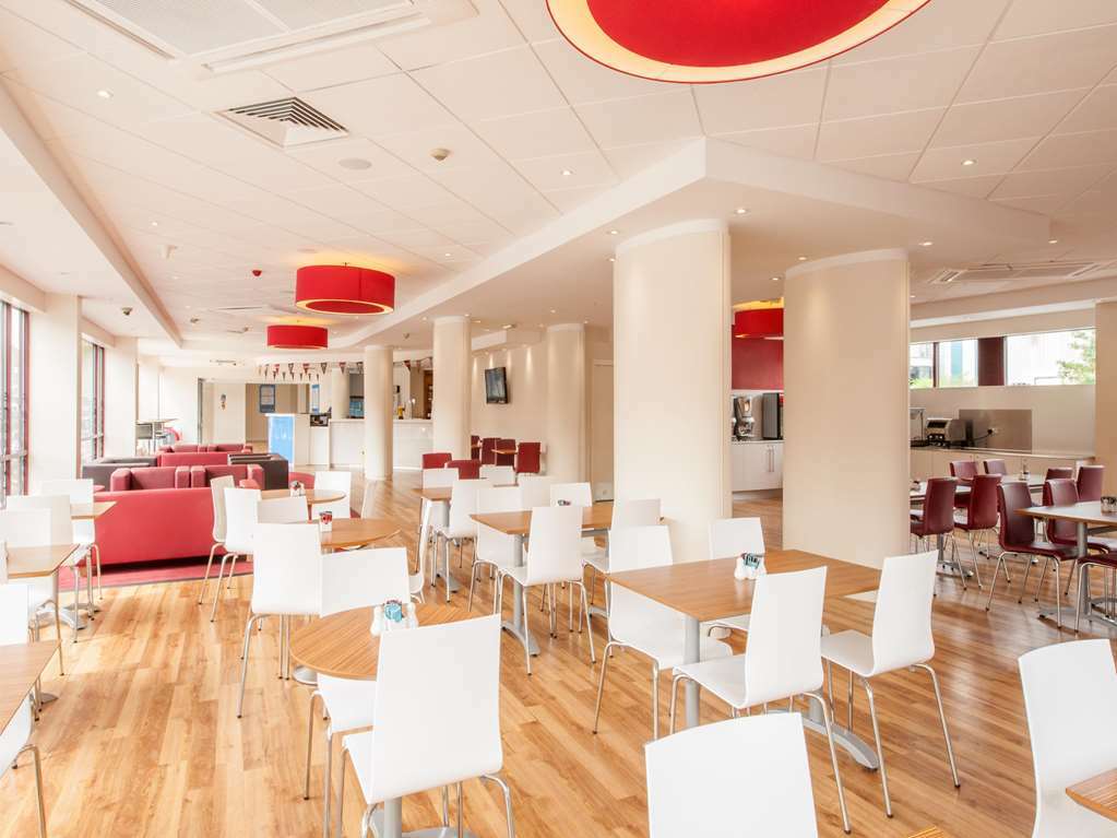 Travelodge Wembley 3* London