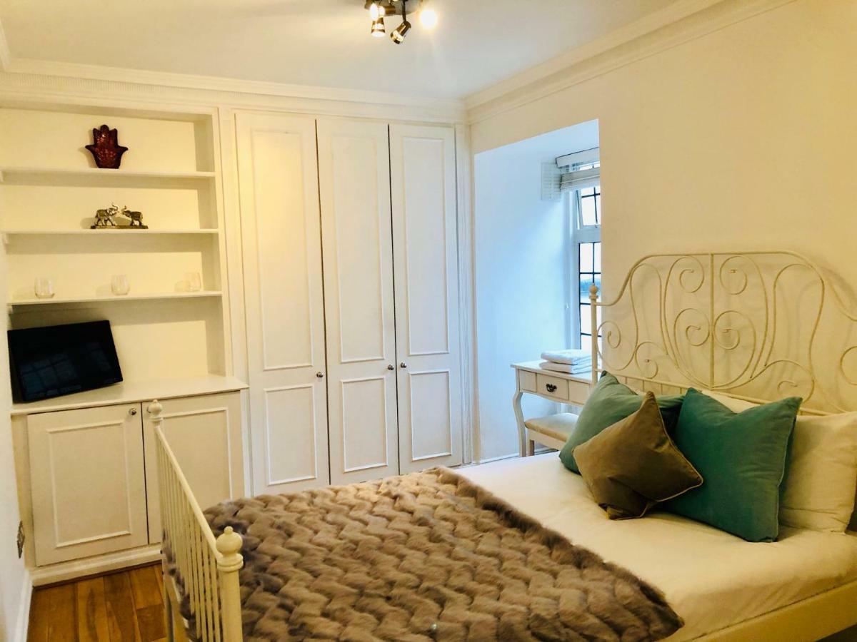 Gasthuis Belgravia Townhouse Suites *