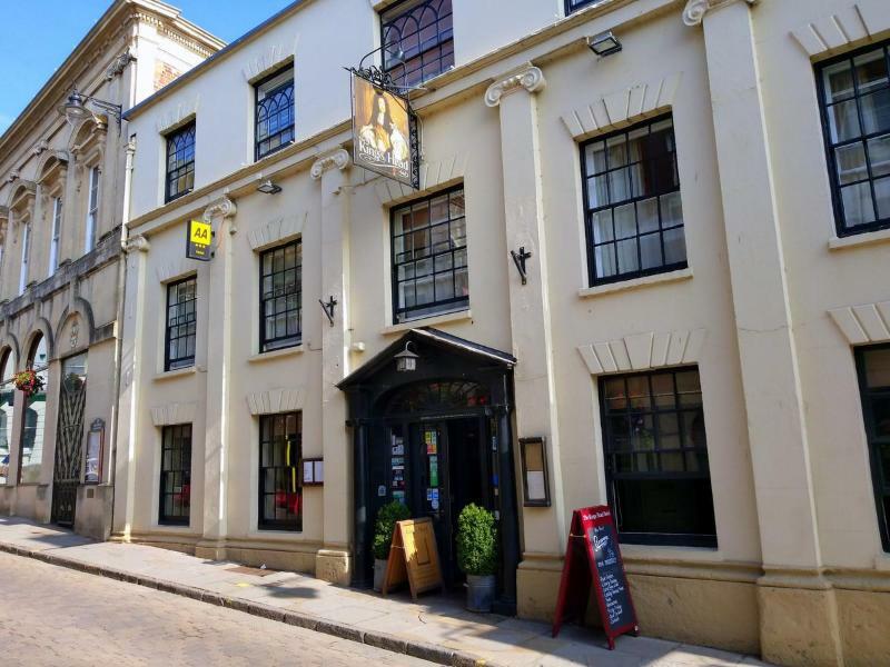 The Kings Head Hotel 4*