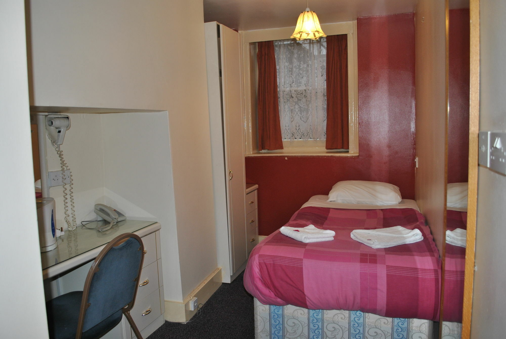 Grenville House 2* London