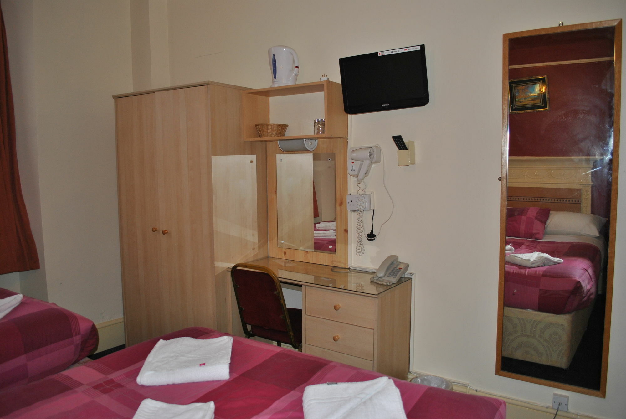 Grenville House 2* London