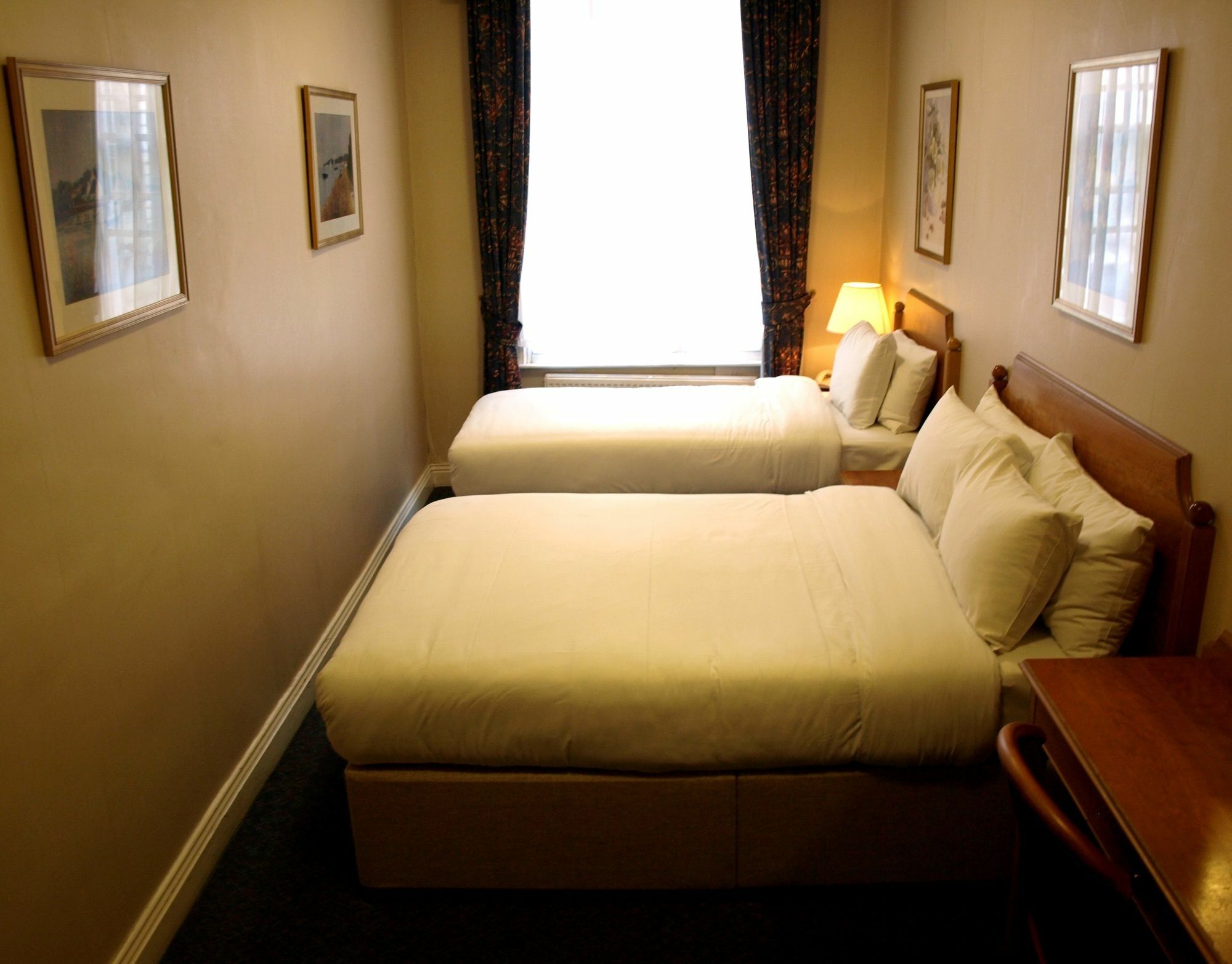 Hotel Victor - Victoria