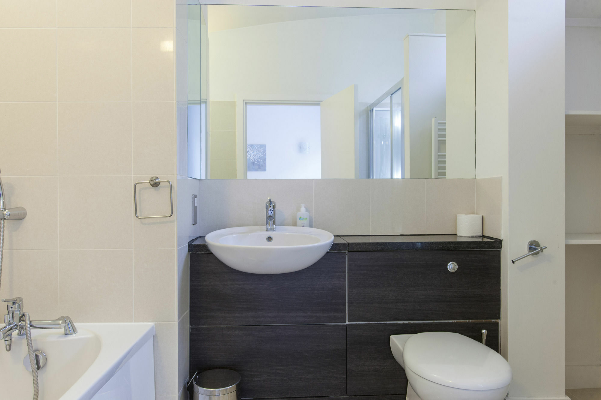 Club Living - Camden Town Apartment