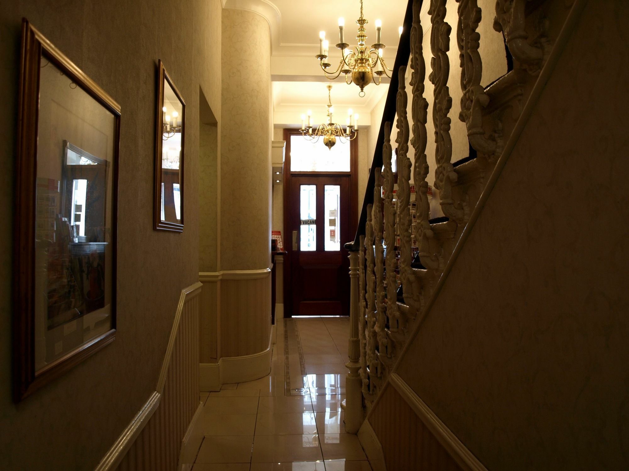 Hotel Victor - Victoria