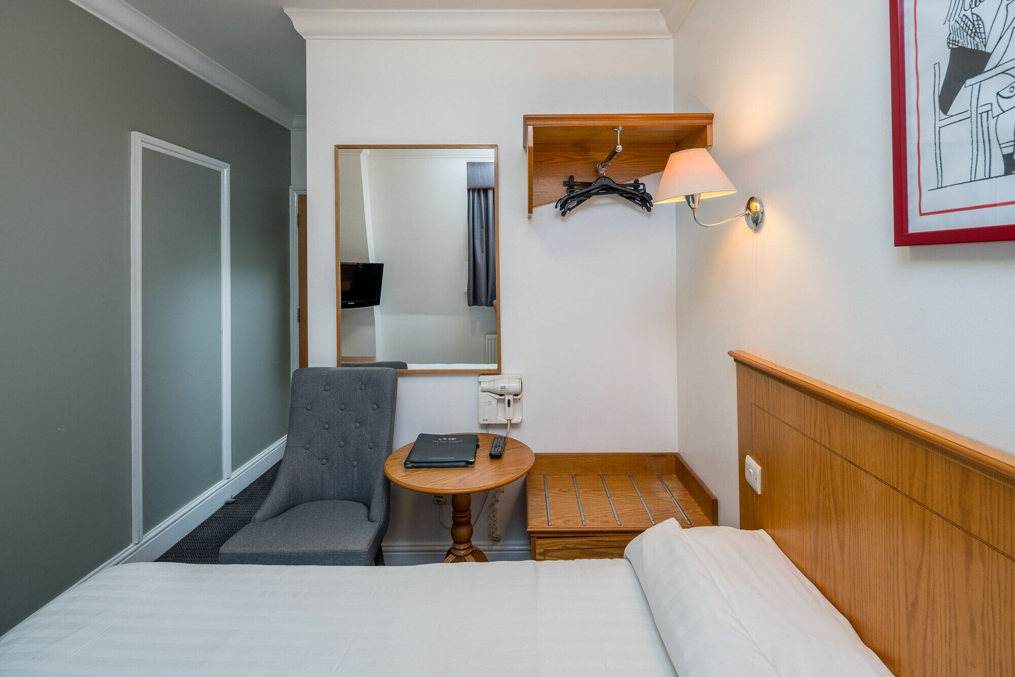 Oyo Townhouse New England, Victoria 3* London