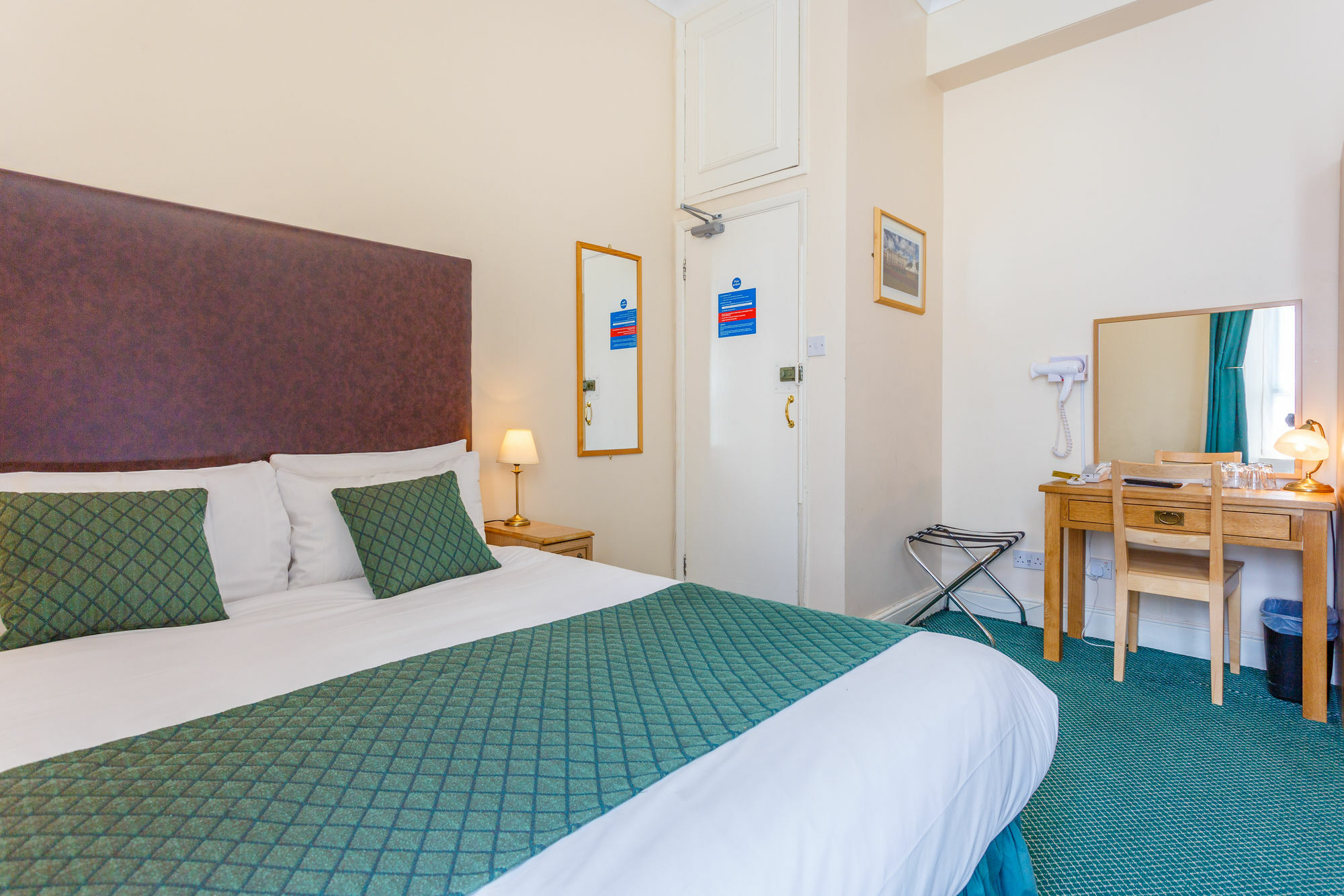 Town Hotel Londres