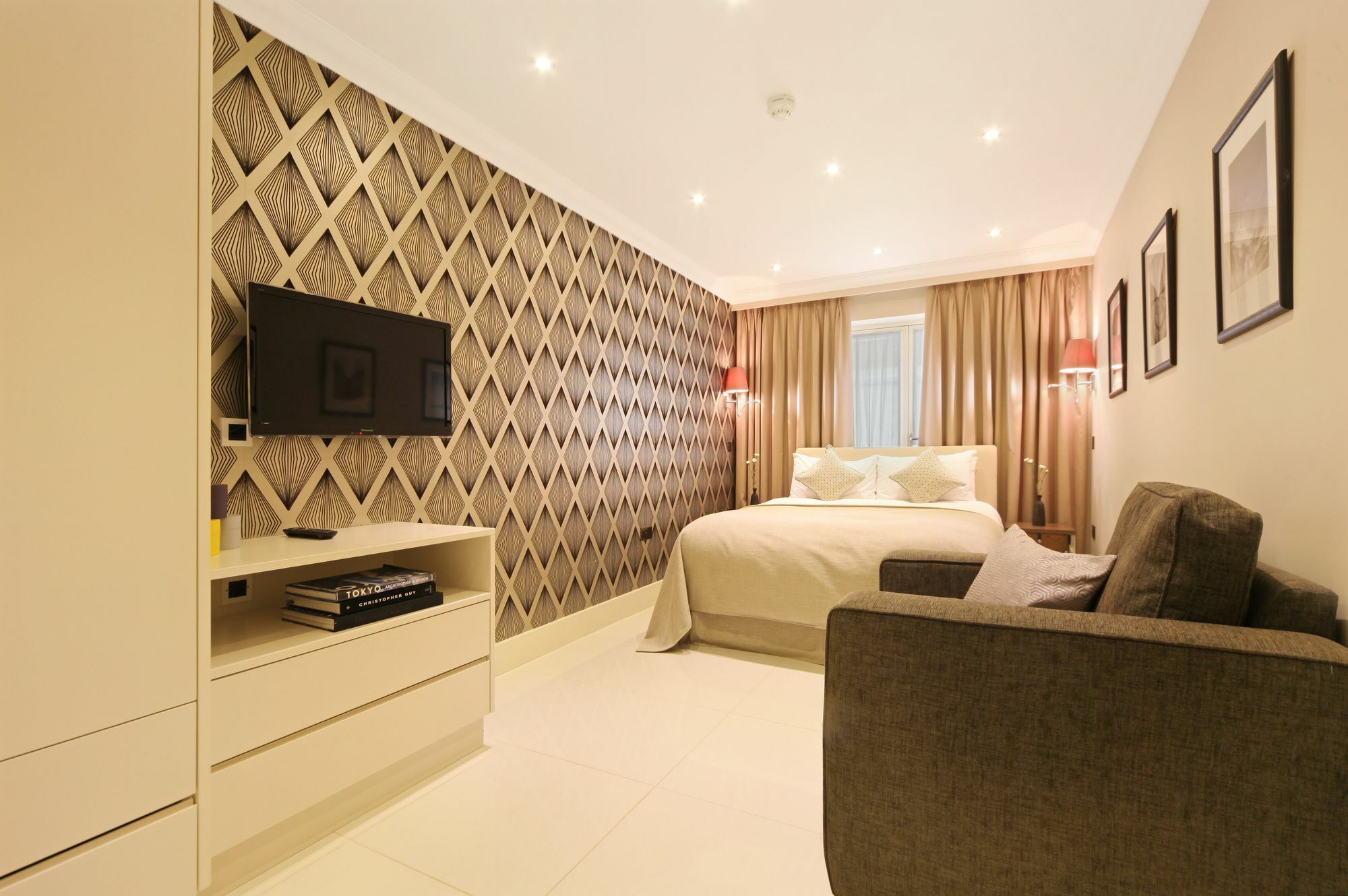 Aparthotel Ashburn Court