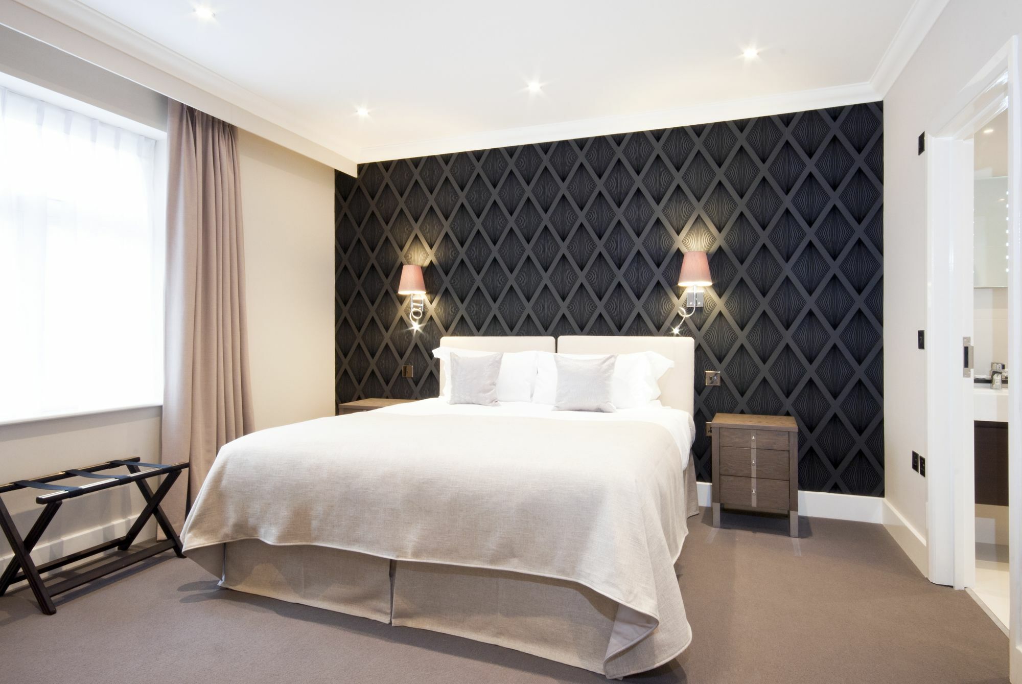 Ashburn Court Aparthotel London