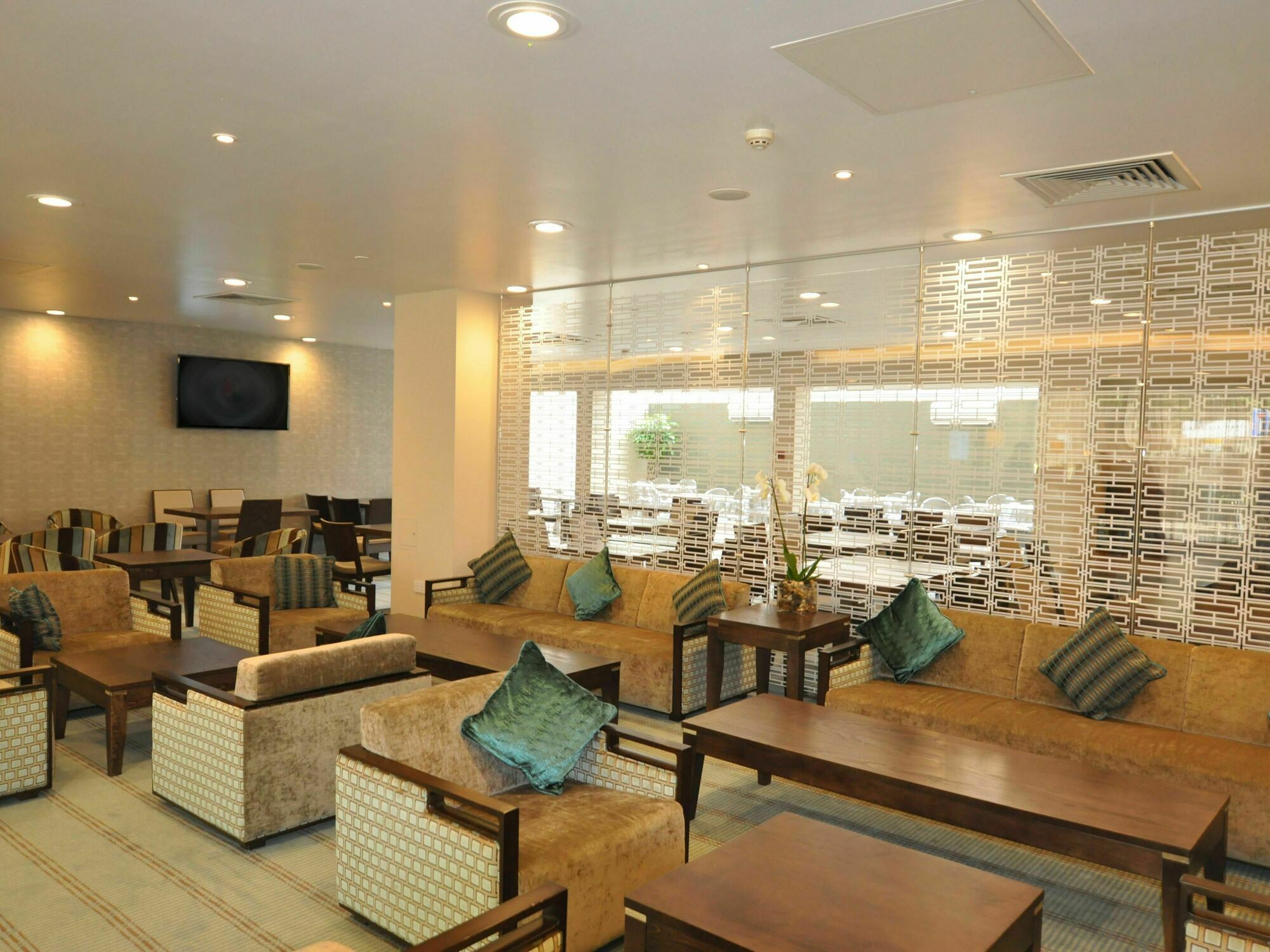 Hotel Holiday Express City, An Ihg