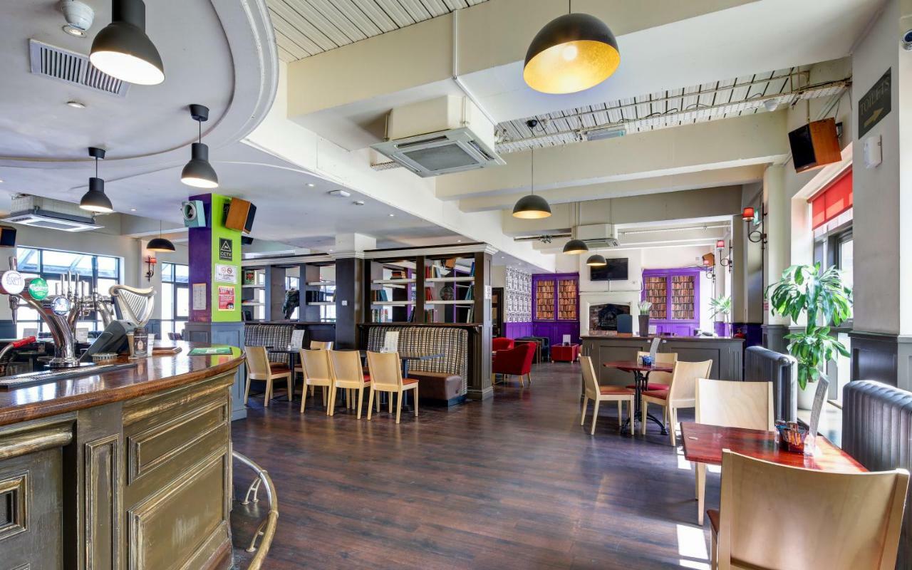 Ibis Styles Excel 3* London