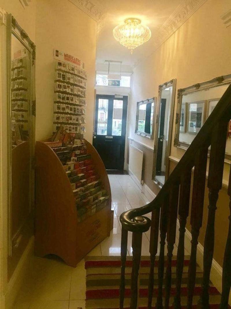 Classic Hyde Park Hotel 2*