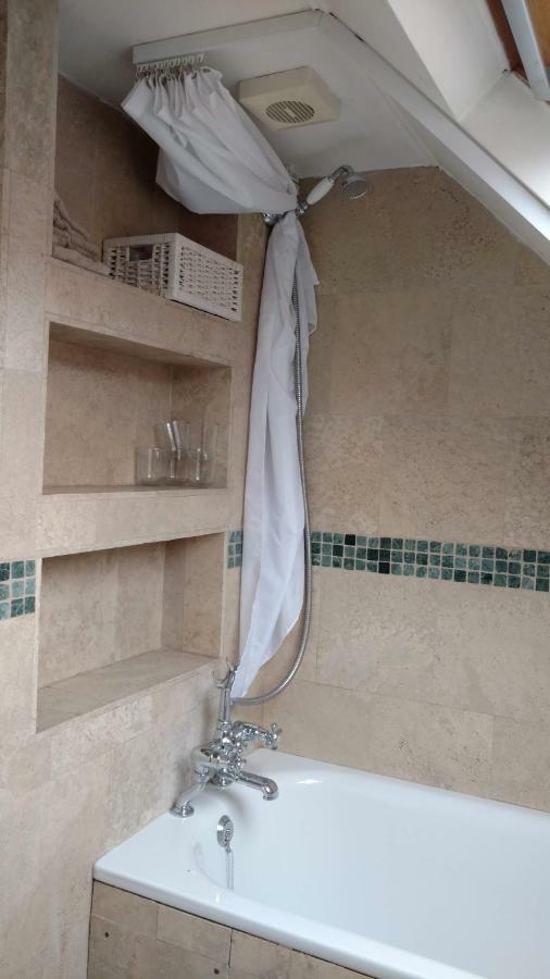 Brookview Guest house