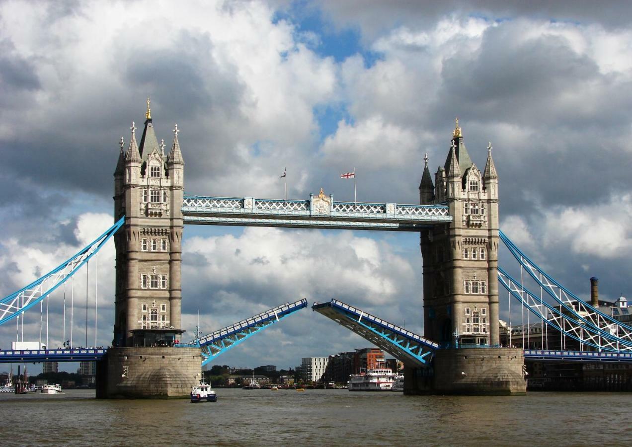 Living * London