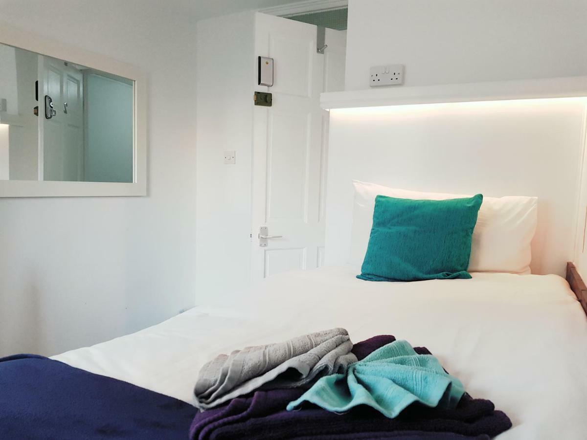 Chancery Hub Pensión 3*