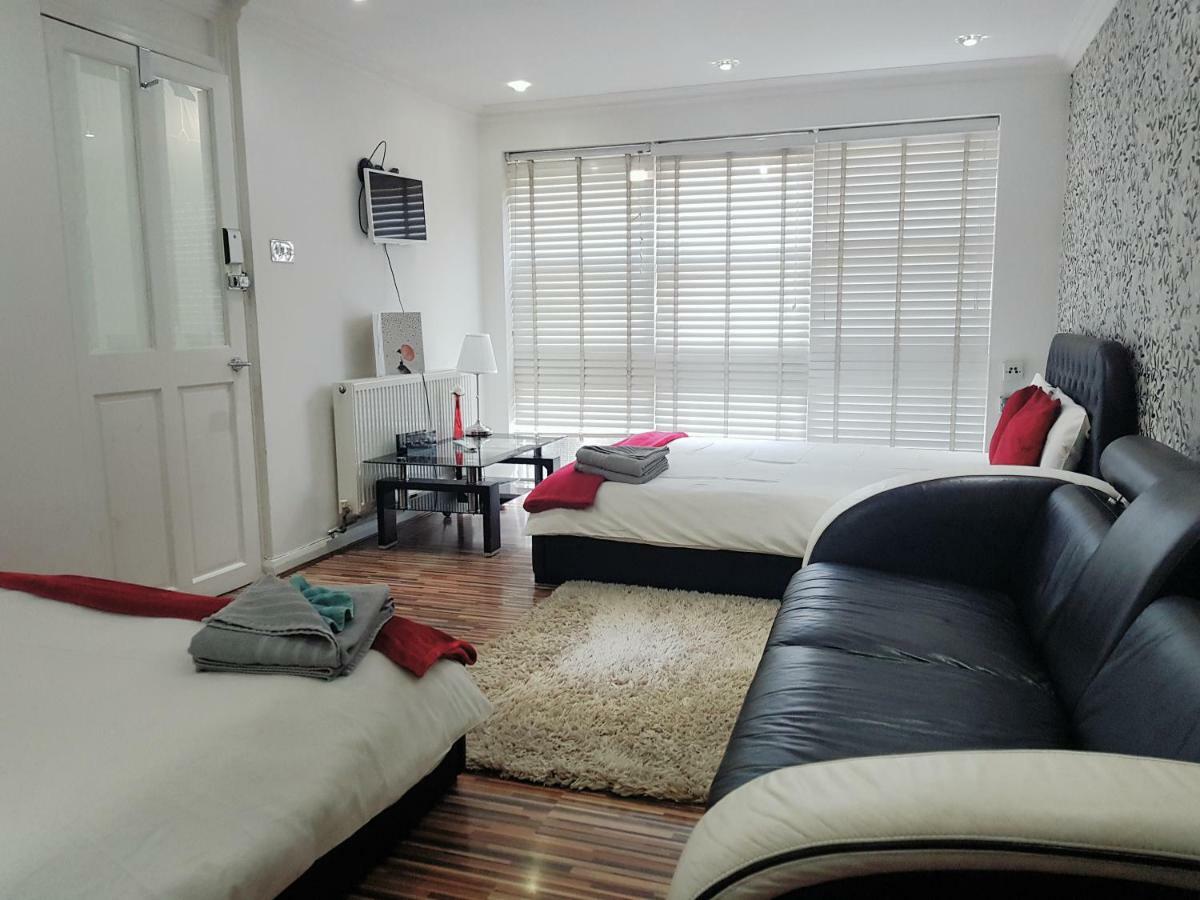 Pensión Chancery Hub 3*