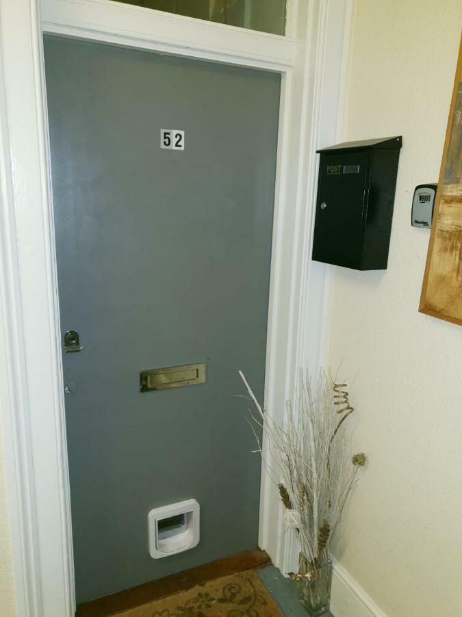 Heathfield Sq Guest house