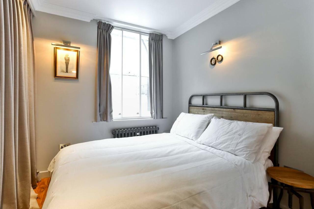 Beautiful - Bloomsbury * London