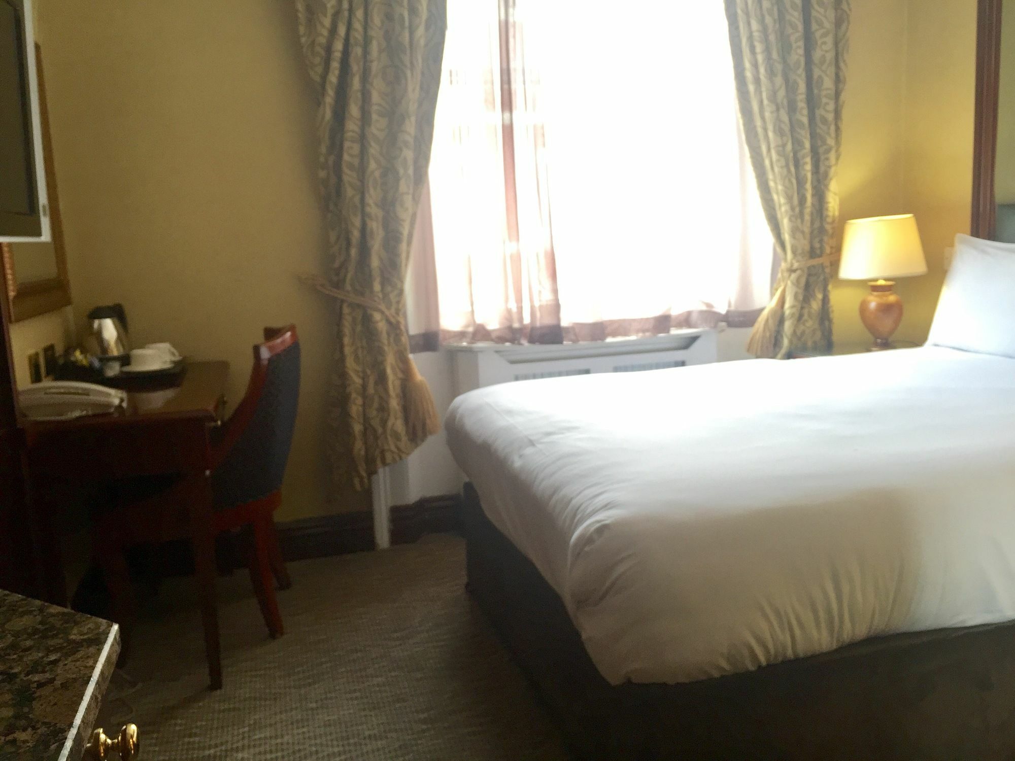 Dreamtel Kensington Hotel