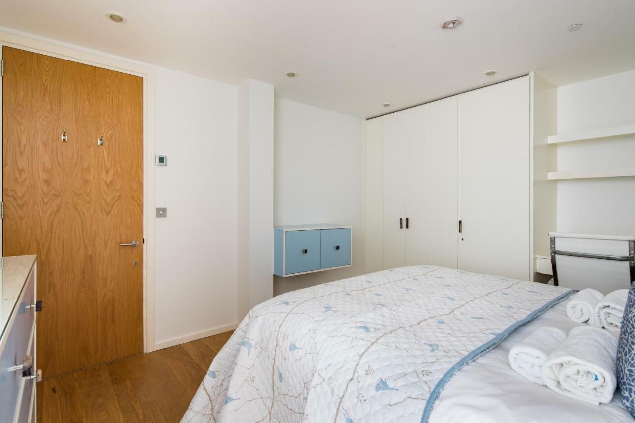 Hyde Park Luxe
