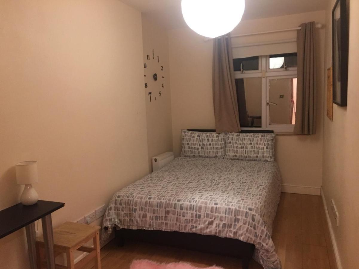 Ravenscourt House Guest house *